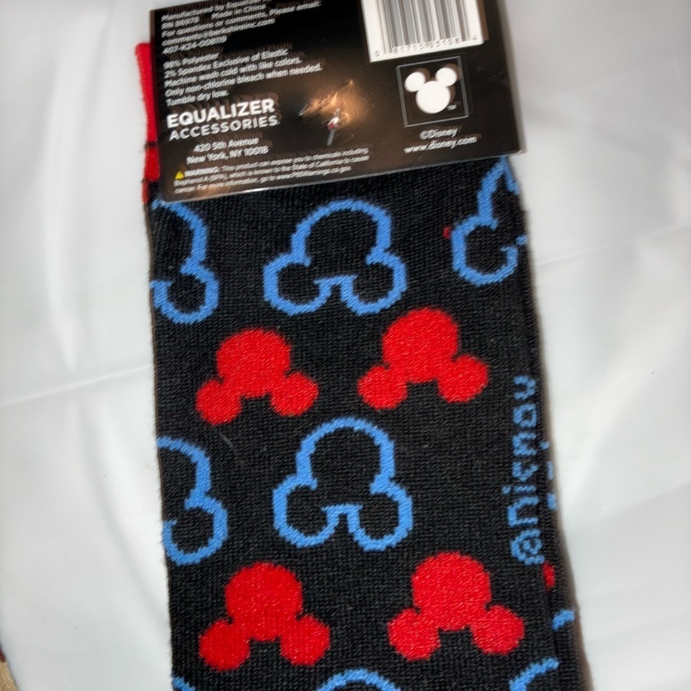 đź’°Disney Mickey Mouse Goofy Crew Socks Bundle 4 Pairs Size 9-13 Character - Picture 7 of 9